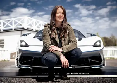 Battista Wins Electrifying Award.jpg Battista Wins Electrifying Award.jpg